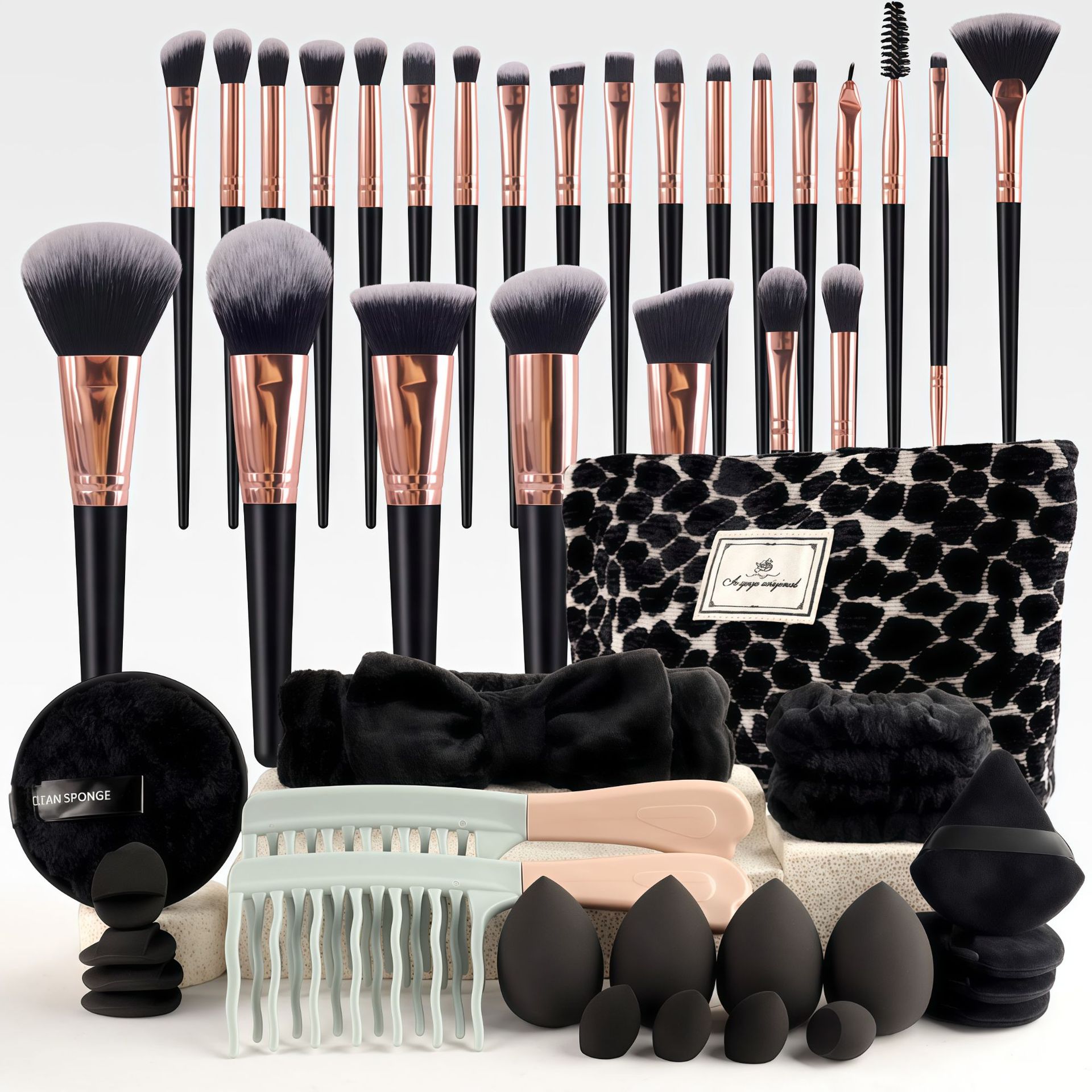 Makeup Brush Set Chic Fragranc - đánh giá và giá Travel Accessories Set