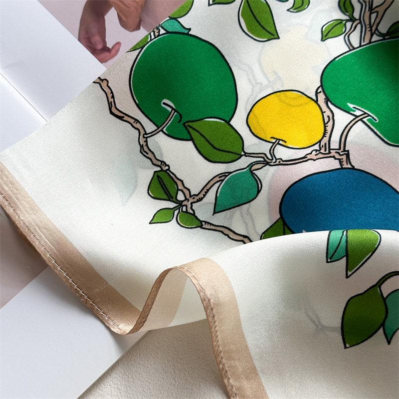 Horse Silk Scarf Women Spring  - đánh giá và giá Travel Accessories Neck